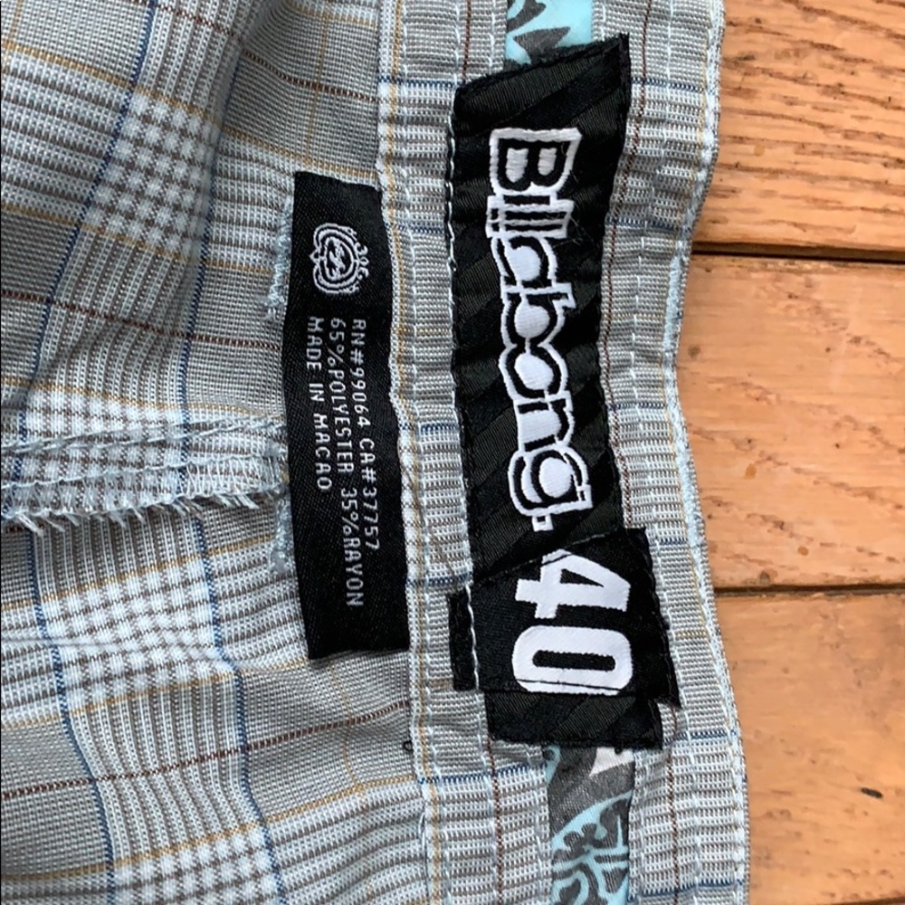 Men’s Billabong shorts